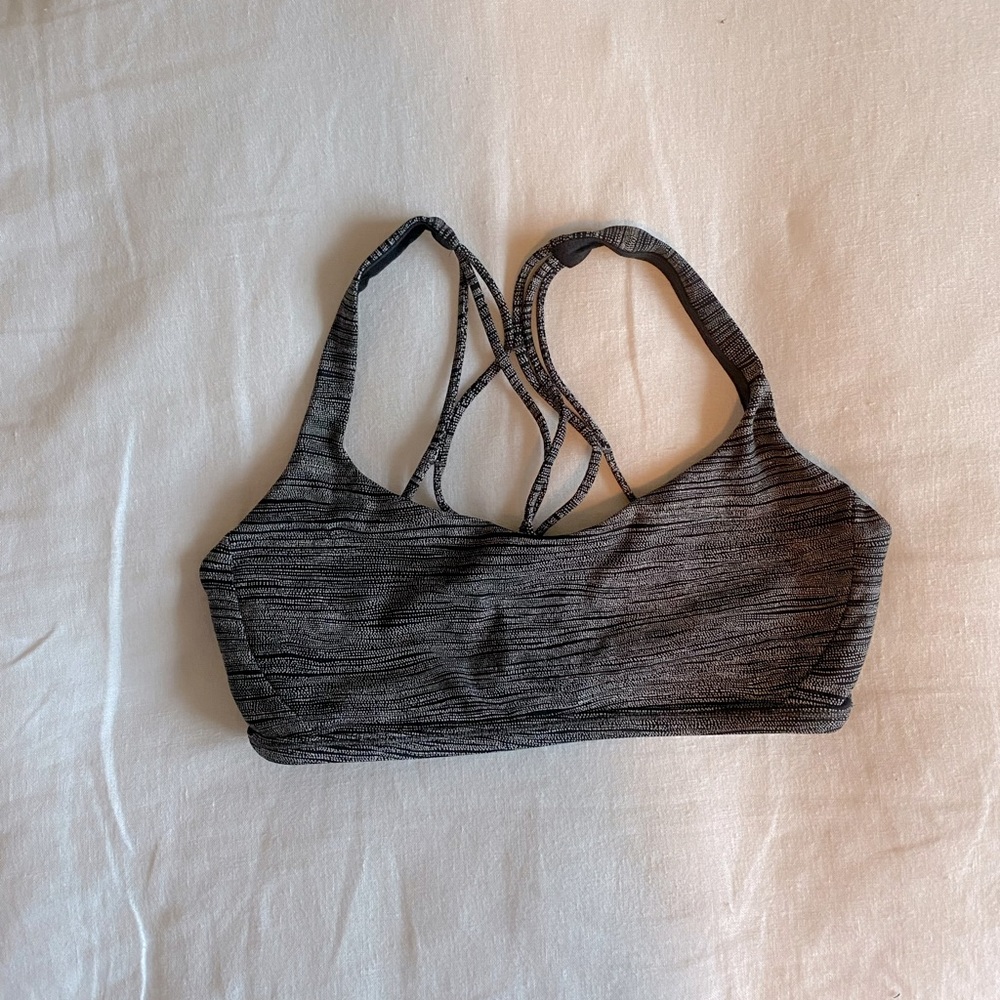 Lululemon Black bra Size 4